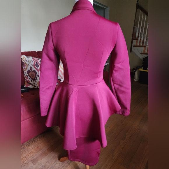 Eien Chic Burgundy Long Sleeve Dress with Statement Bow - Picture 4 of 6